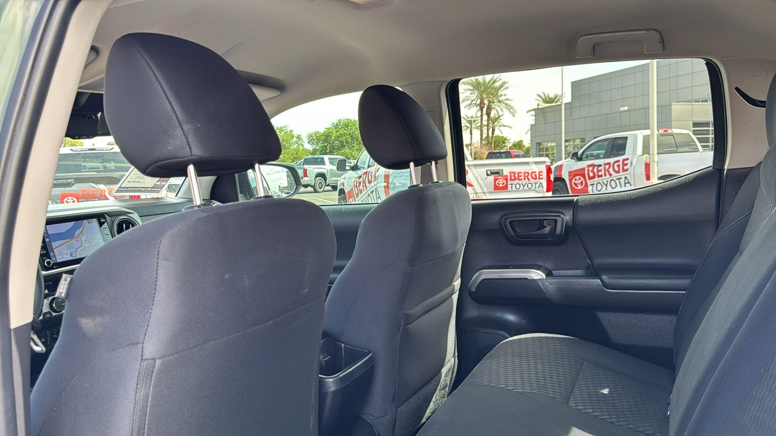 2022 Toyota Tacoma SR5 photo 22