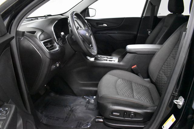2020 Chevrolet Equinox LT photo 10