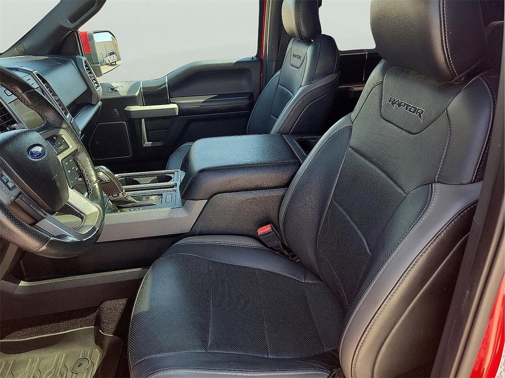 2018 Ford F-150 Raptor photo 13