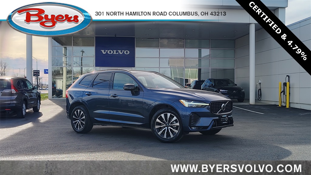 2025 Volvo XC60 Plus's photo