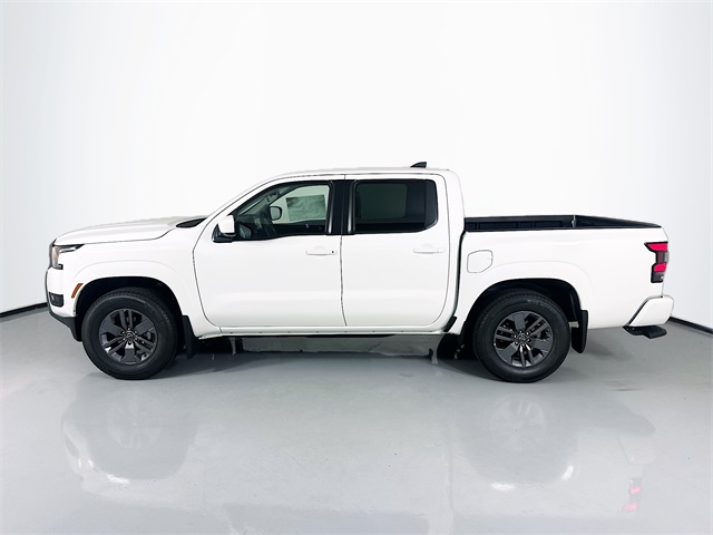 2025 Nissan Frontier SV photo 2