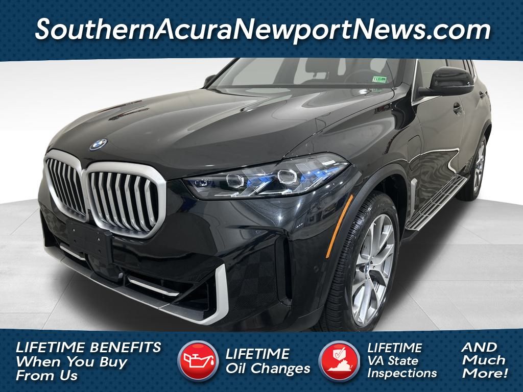 2025 BMW X5 50e's photo