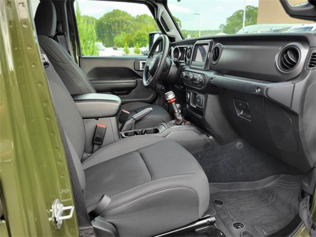 2022 Jeep Gladiator Willys photo 11
