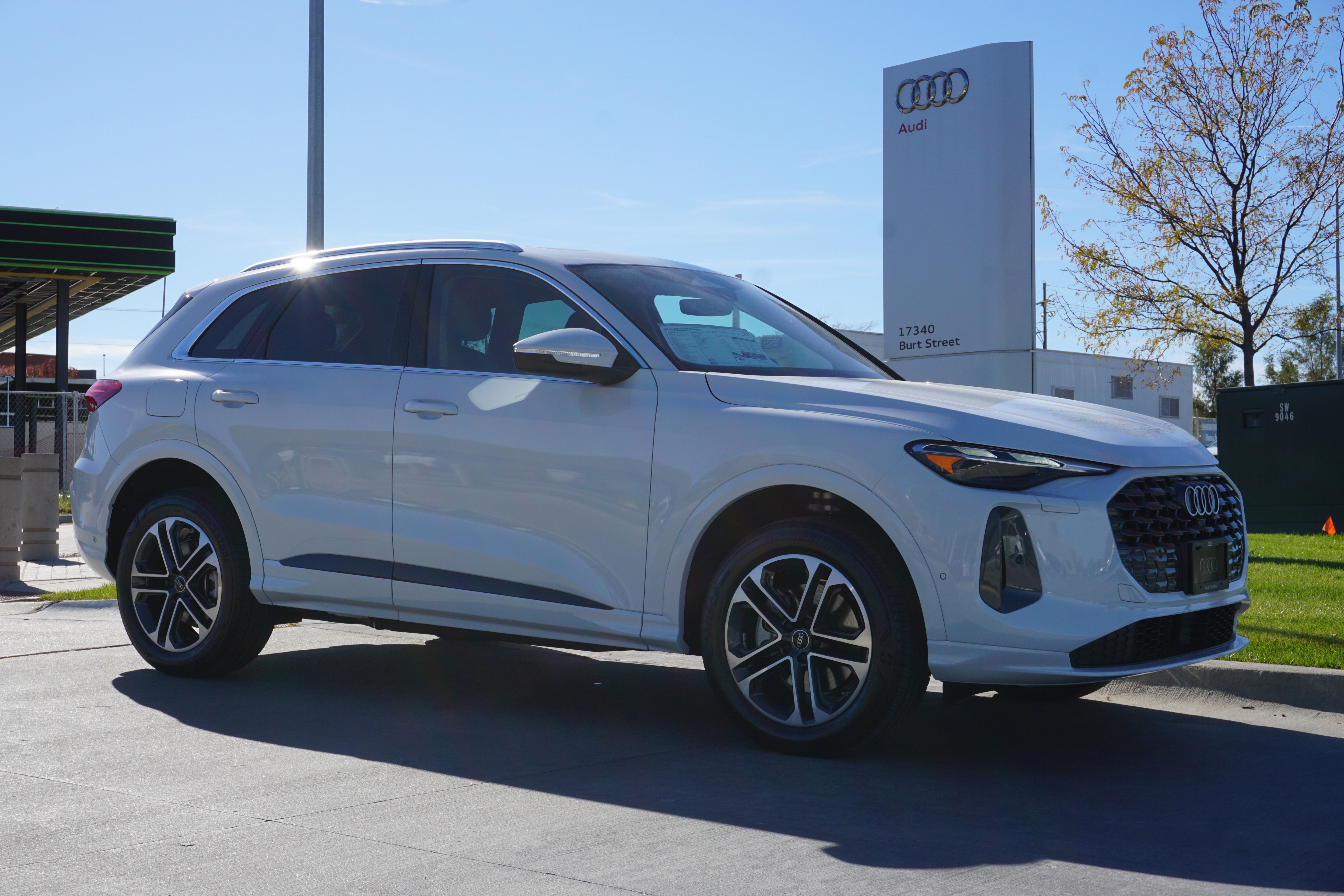 2025 Audi New Q5 Premium's photo