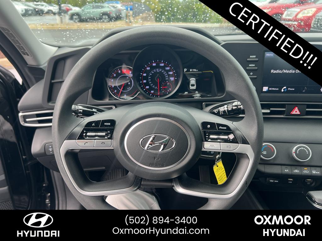 2023 Hyundai Elantra SE photo 8