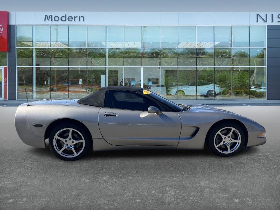 2001 Chevrolet Corvette Base photo 4