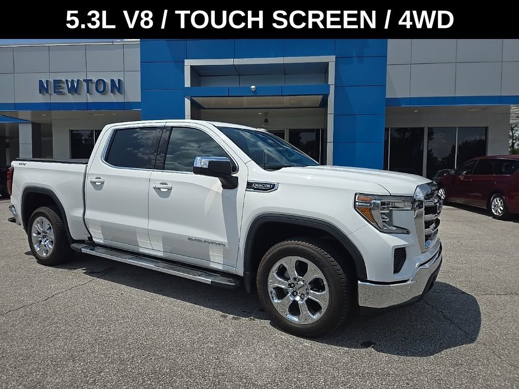 Used 2019 Summit White GMC SLE image 1