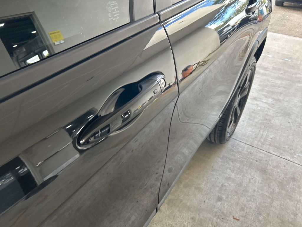 2019 Jeep Cherokee Altitude photo 4