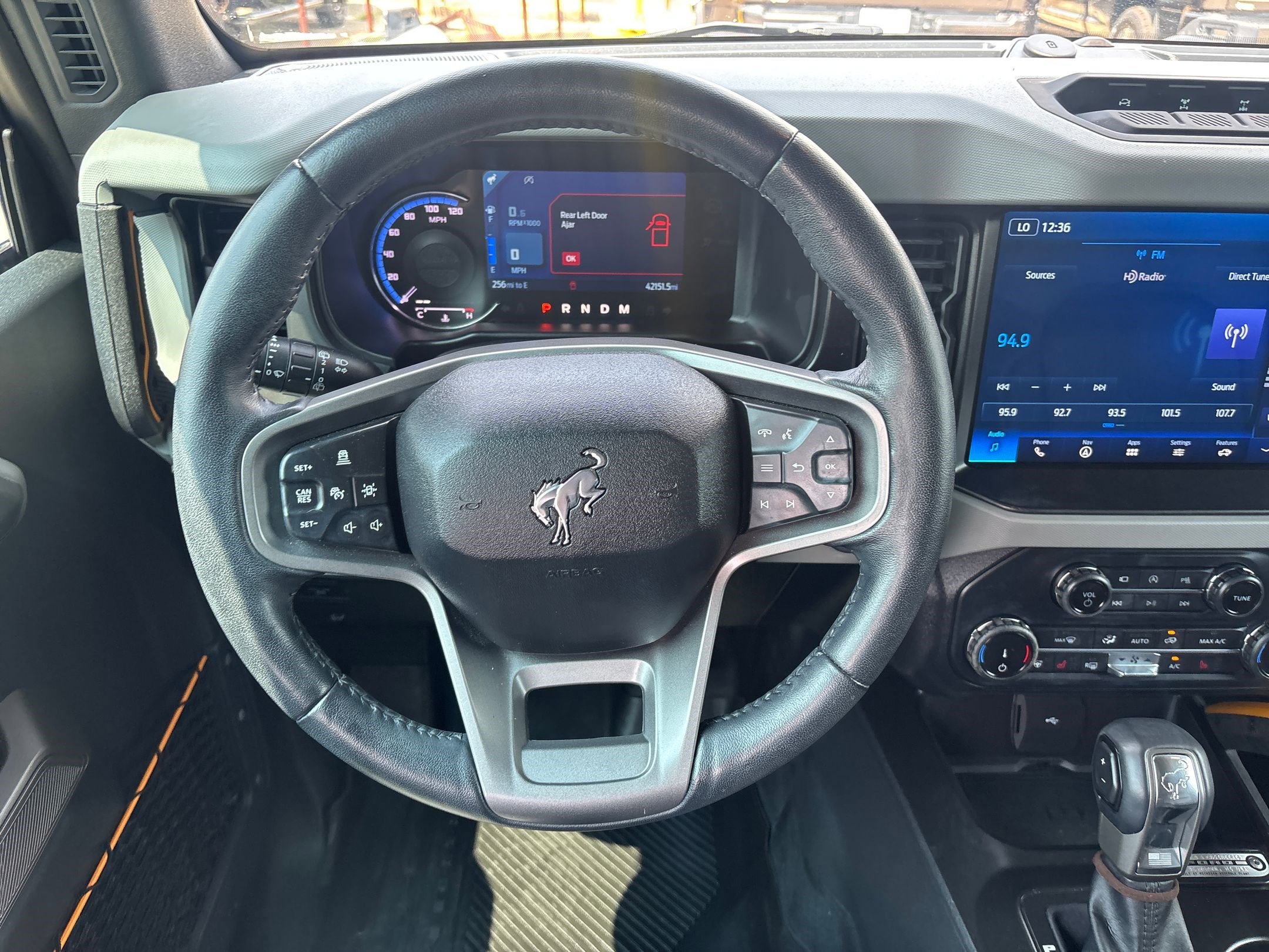 2022 Ford Bronco Badlands photo 17