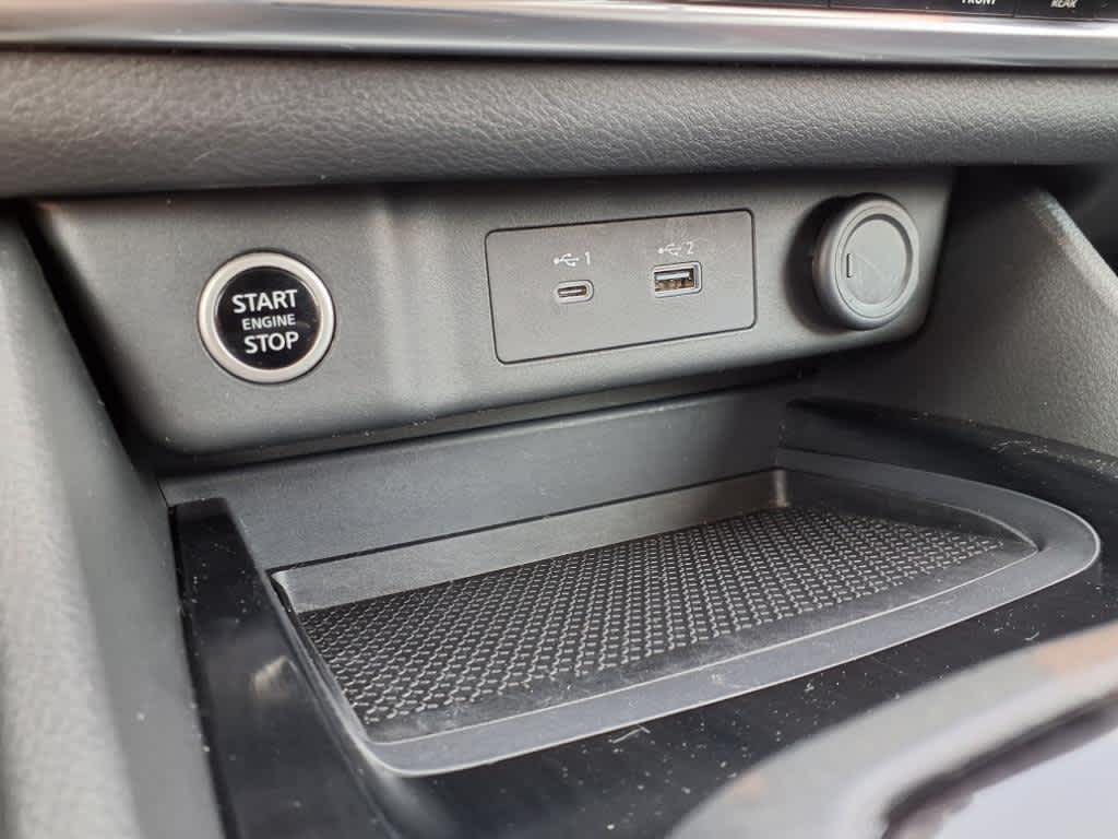 2023 Nissan Rogue SV photo 21