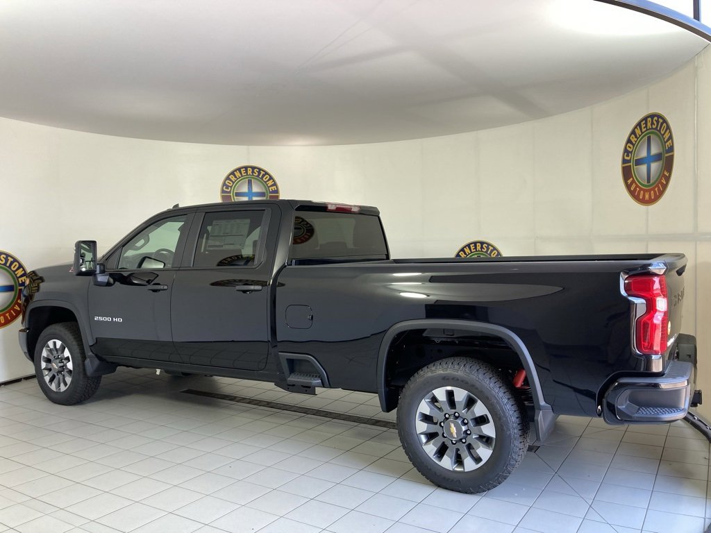 2025 Chevrolet Silverado 2500HD Custom photo 19