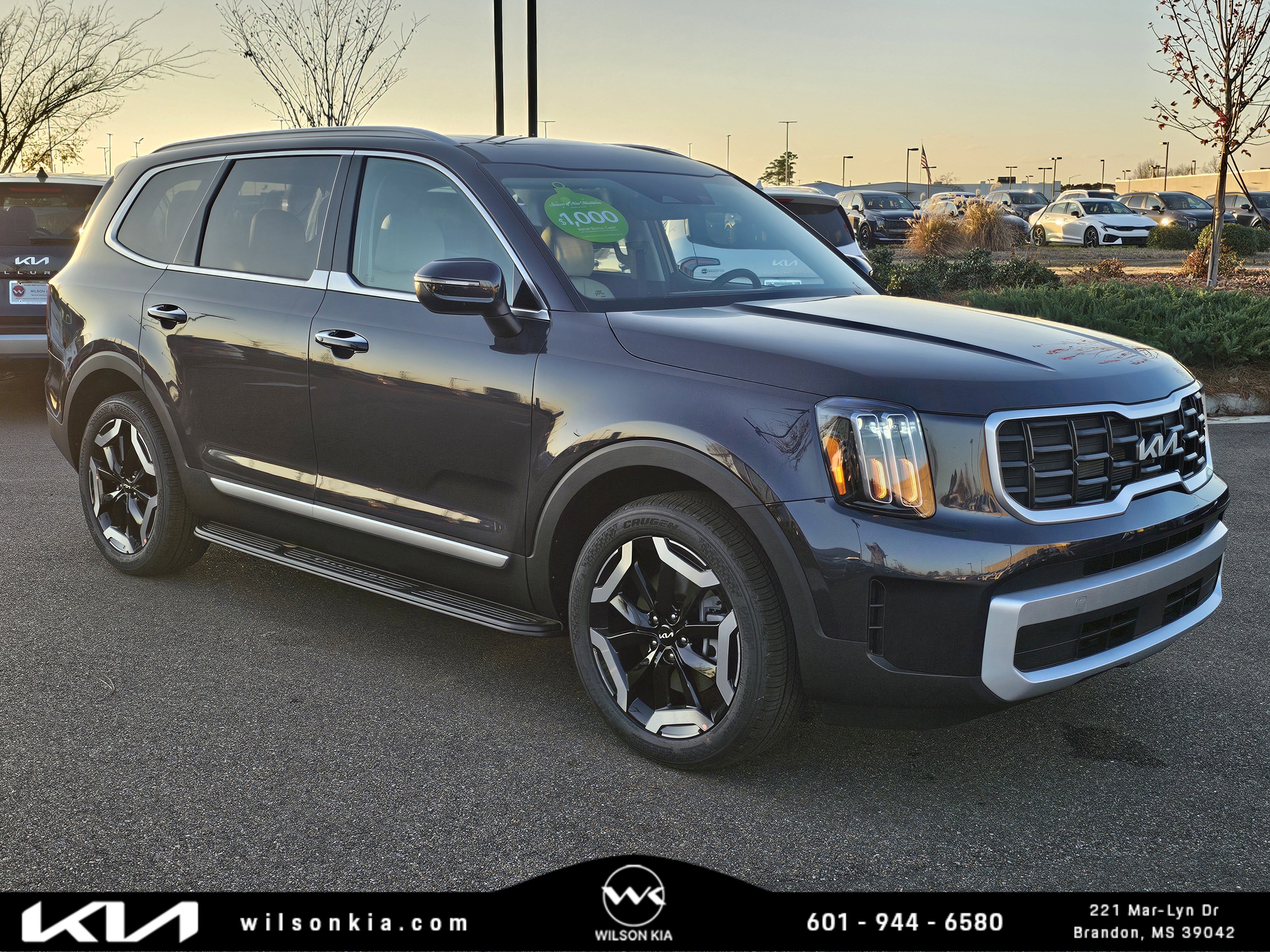 2025 Kia Telluride S's photo