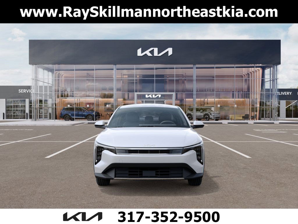 2025 Kia K4 EX photo 2