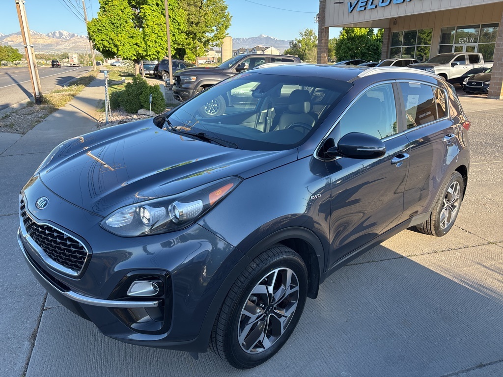 2020 Kia Sportage EX photo 3
