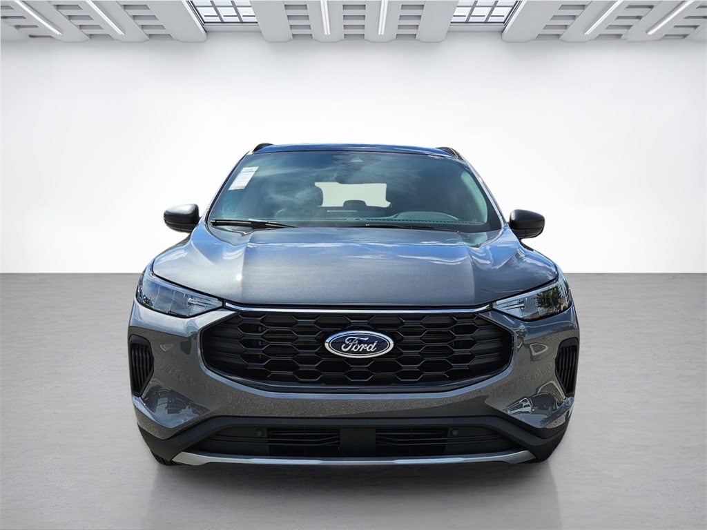 2026 Ford Escape ST-Line photo 3