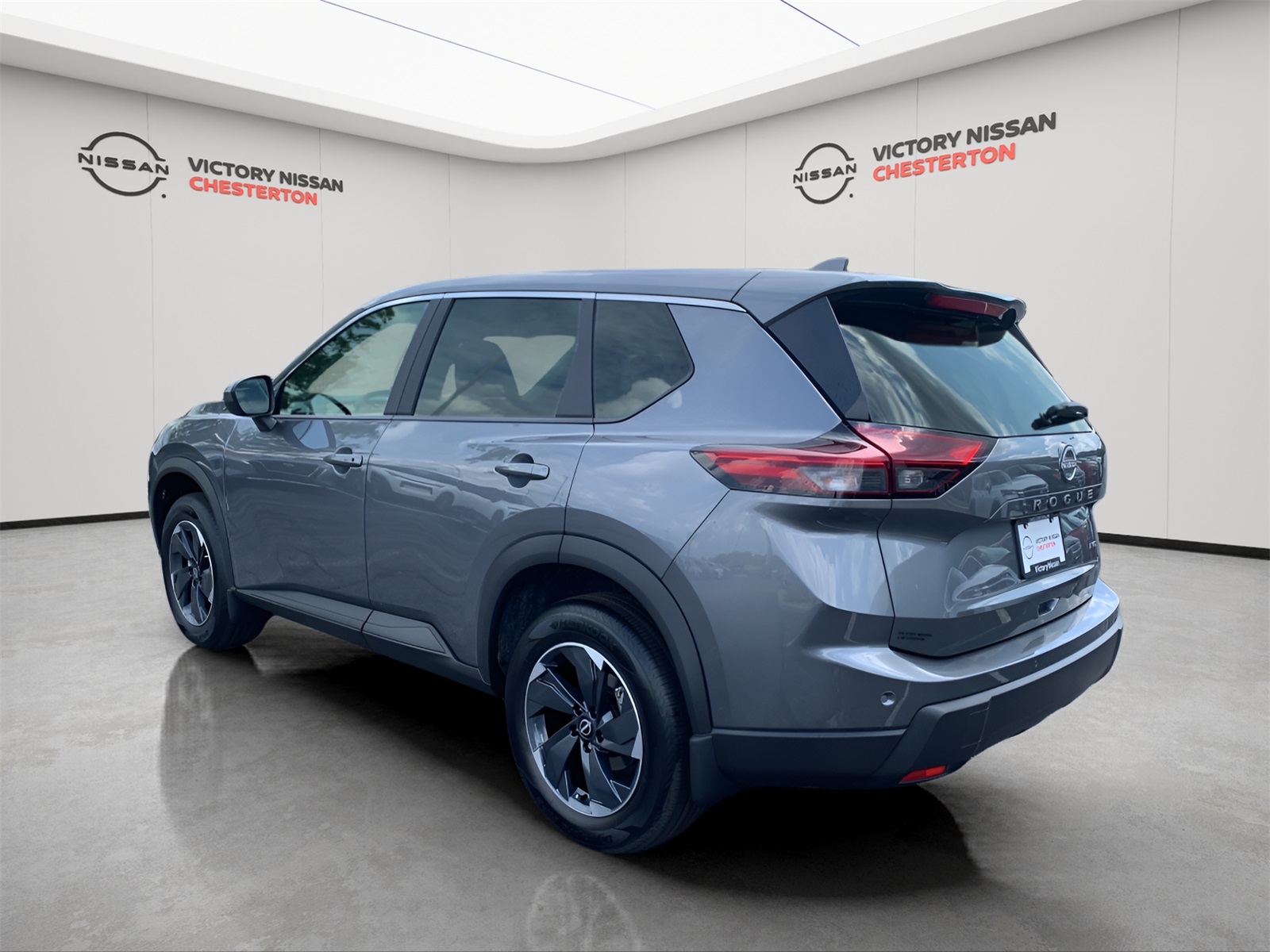 2026 Nissan Rogue SV photo 4