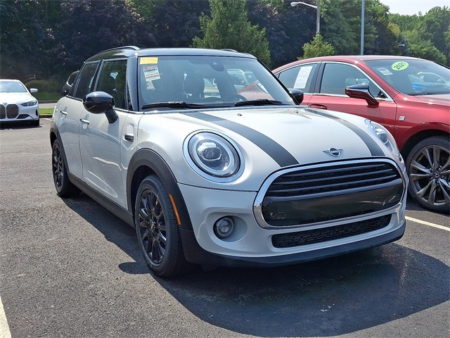 2021 Mini Cooper 4 Door Hardtop Signature photo 2