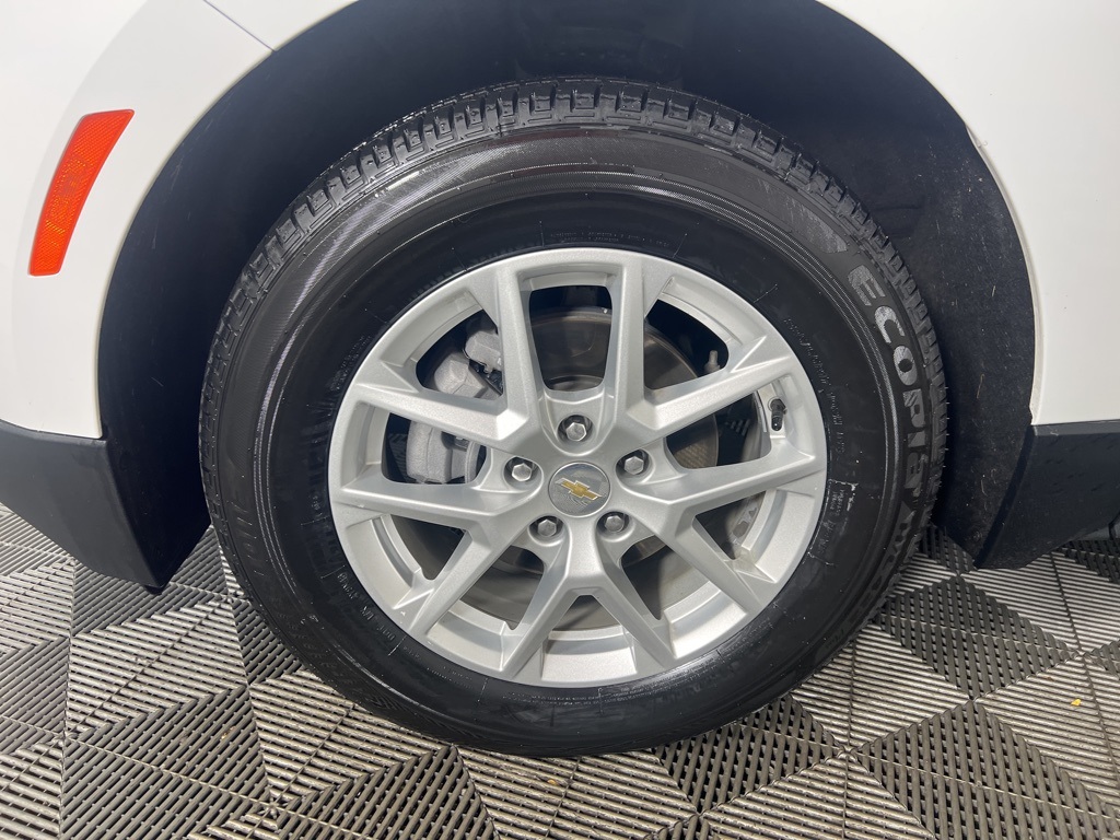 2022 Chevrolet Equinox LS photo 10