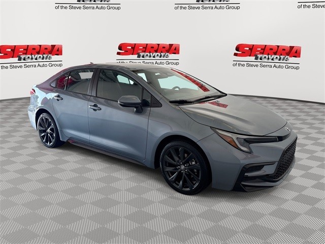 2023 Toyota Corolla SE's photo