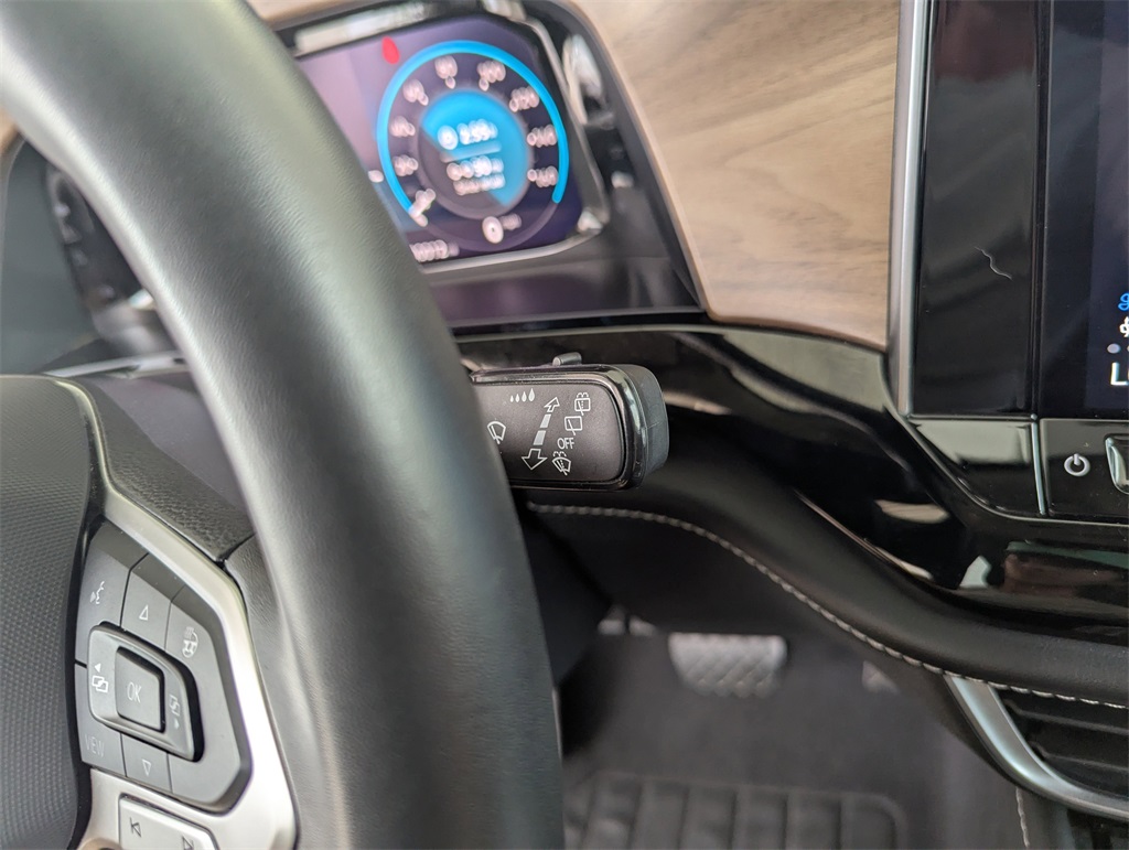 2024 Volkswagen Atlas SE Technology photo 22