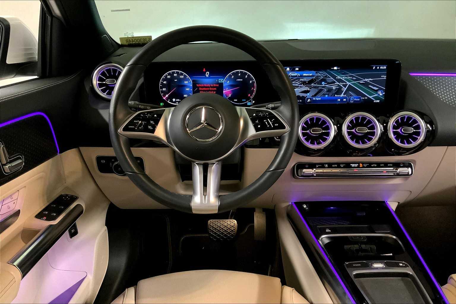 2025 Mercedes Benz GLA 250 photo 4
