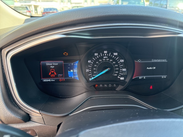 2019 Ford Fusion SE photo 18