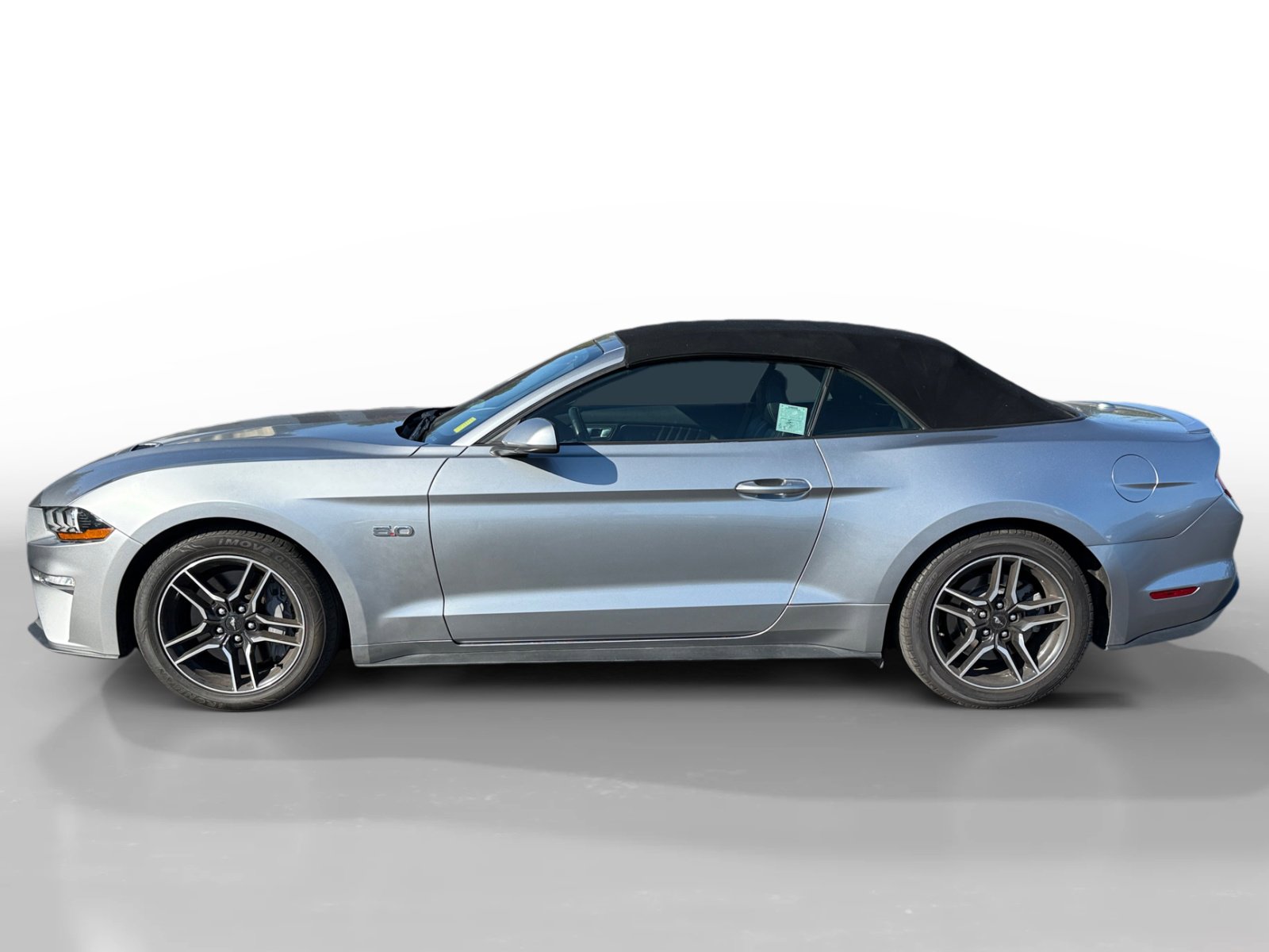 2022 Ford Mustang GT Premium photo 2