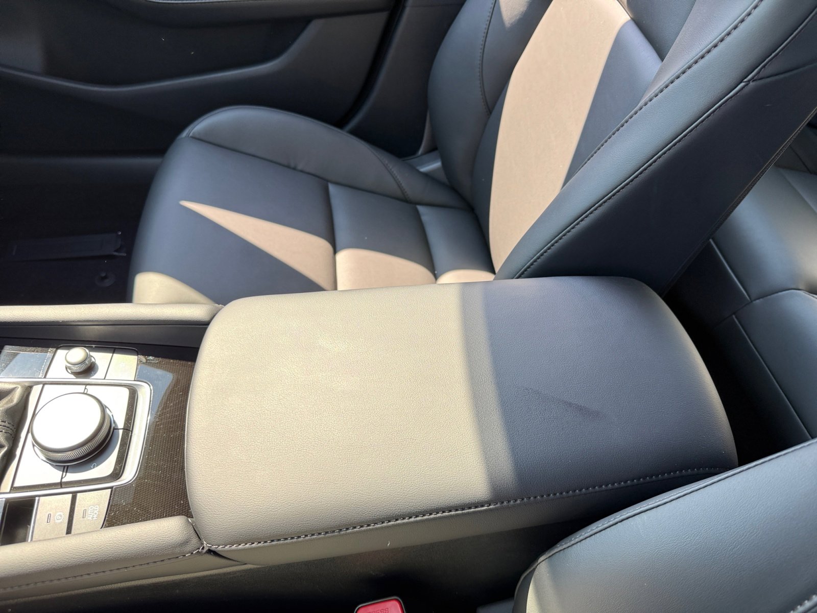 2025 Mazda Mazda3 2.5 Select Sport photo 14