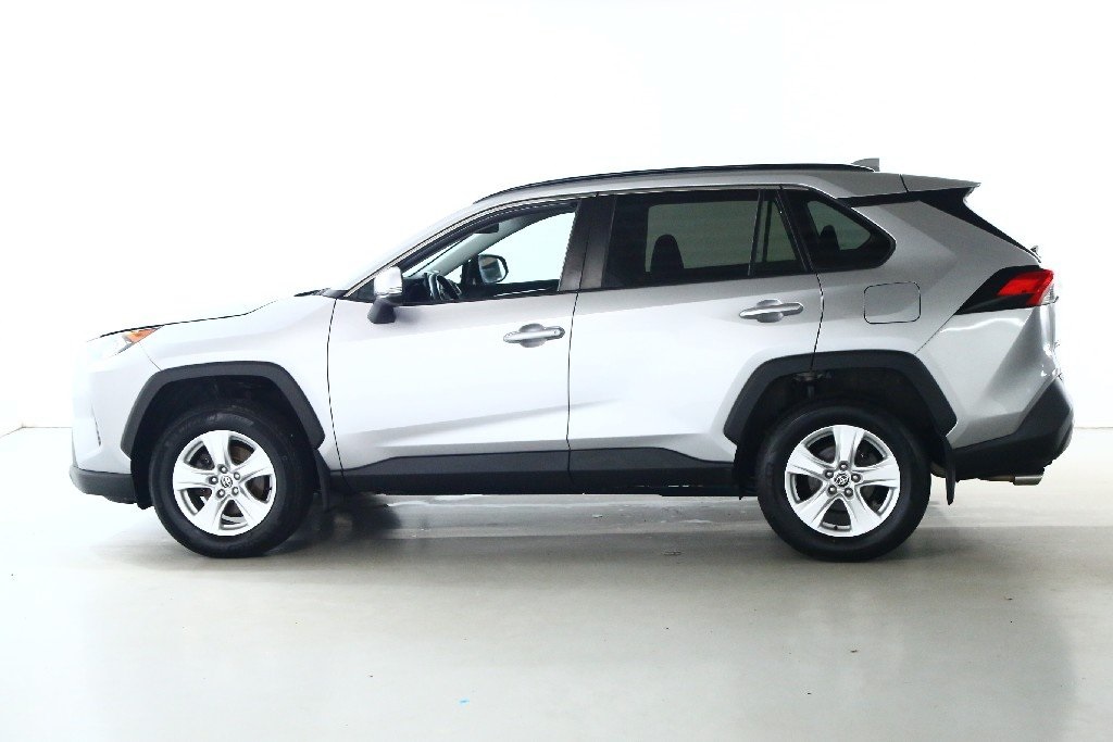 2021 Toyota RAV4 XLE photo 37