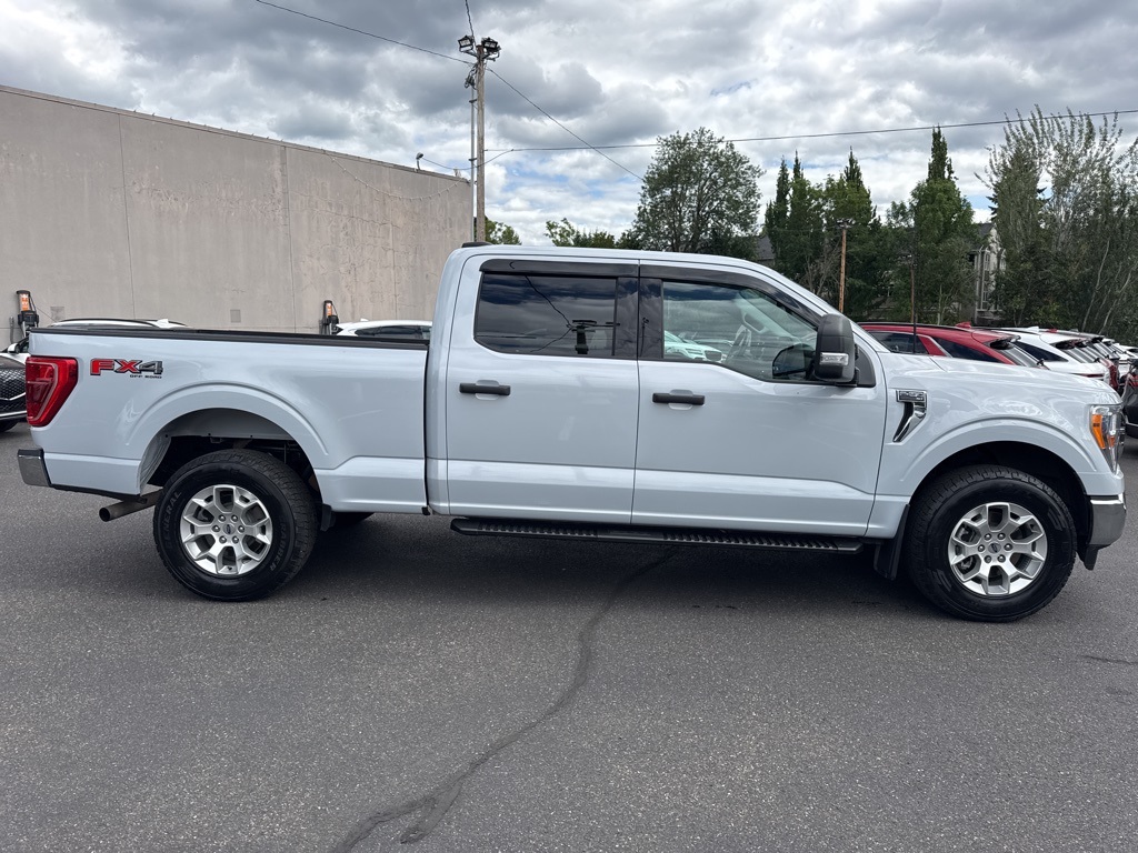 2022 Ford F-150 XLT photo 8