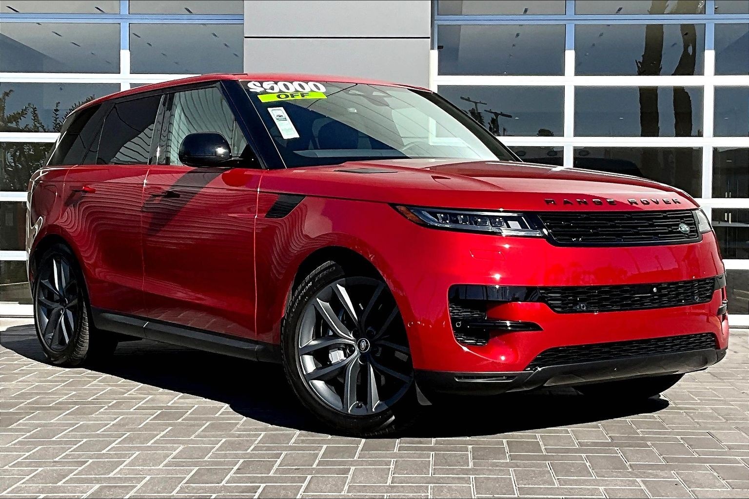 2025 Land Rover Range Rover Sport SE photo 2