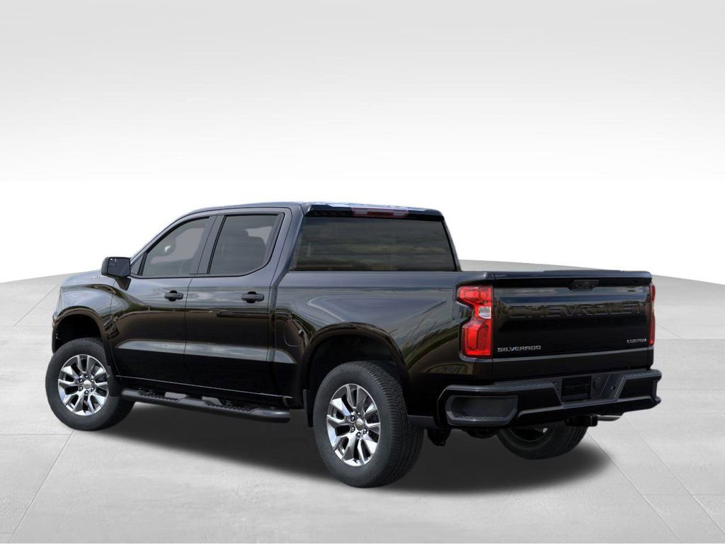2026 Chevrolet Silverado 1500 Custom photo 3