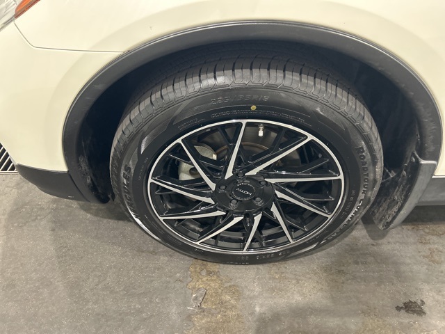 2017 Infiniti QX50 Base photo 18