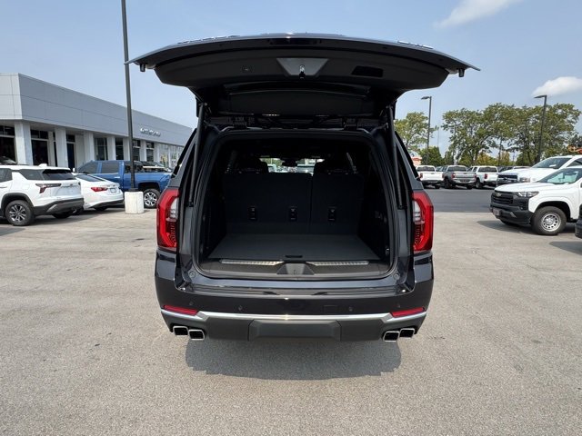 2025 Gmc Yukon XL Denali photo 4