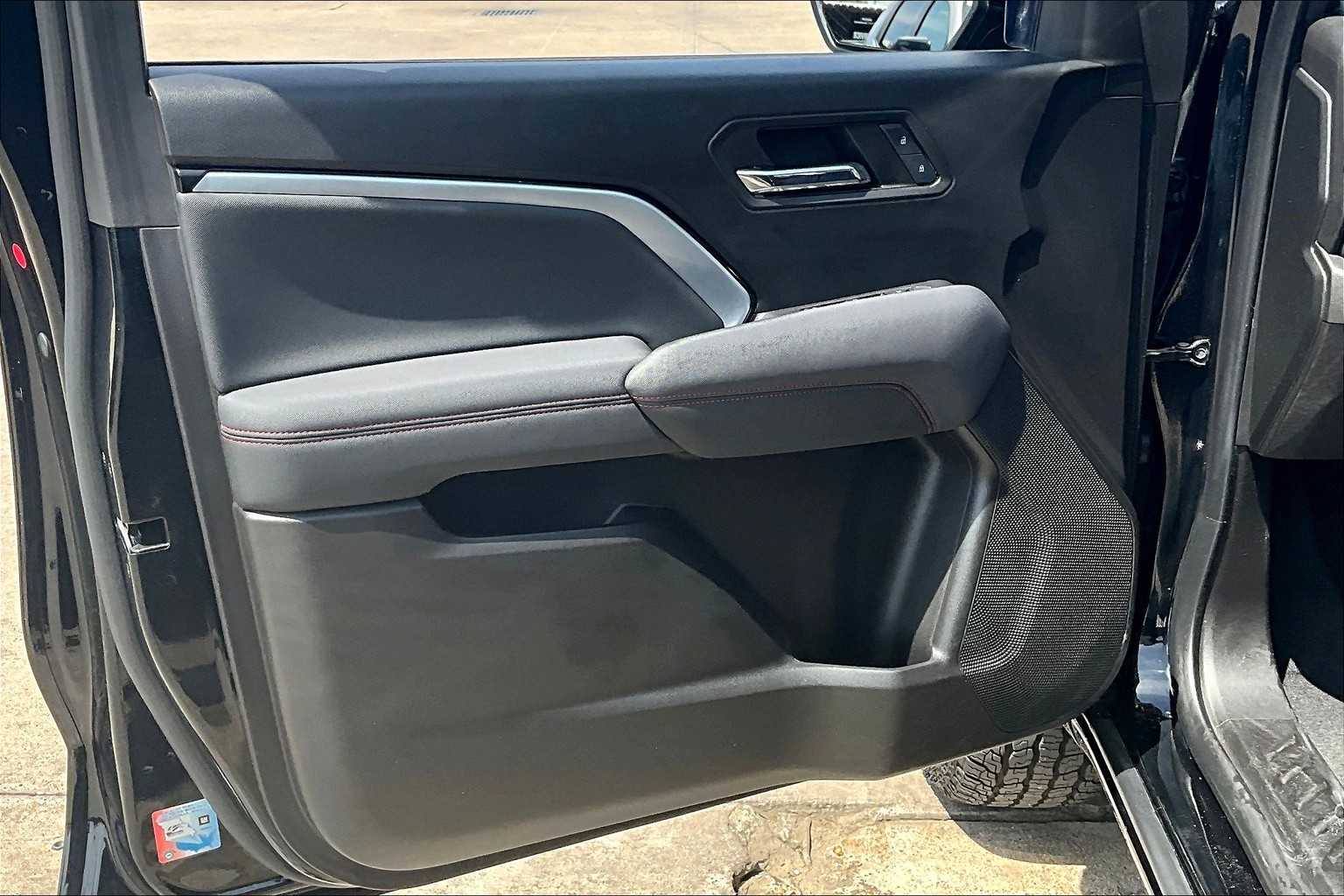 2024 Chevrolet Colorado Z71 photo 19