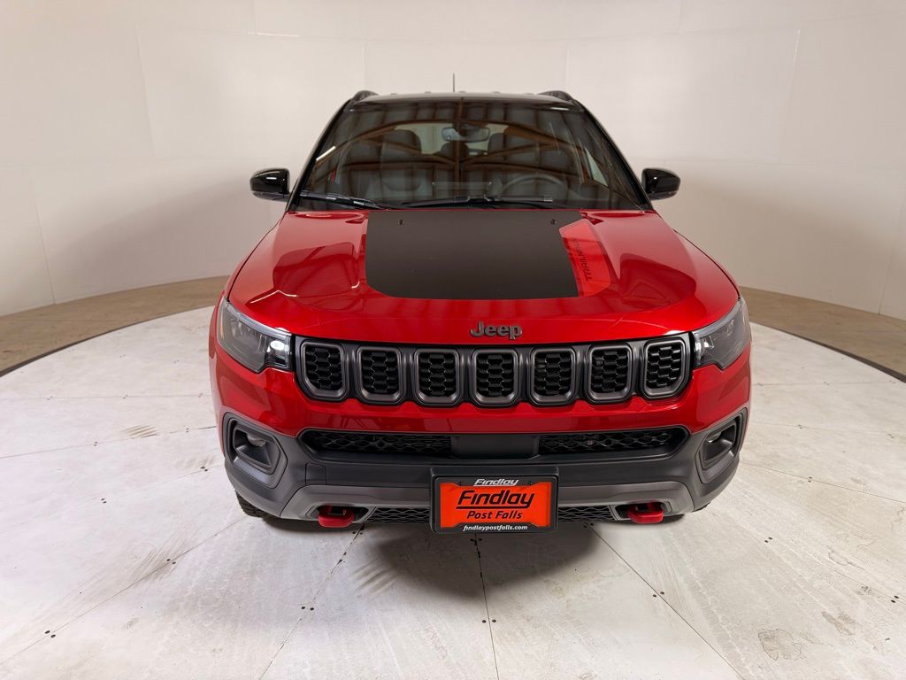 2026 Jeep Compass Trailhawk photo 2