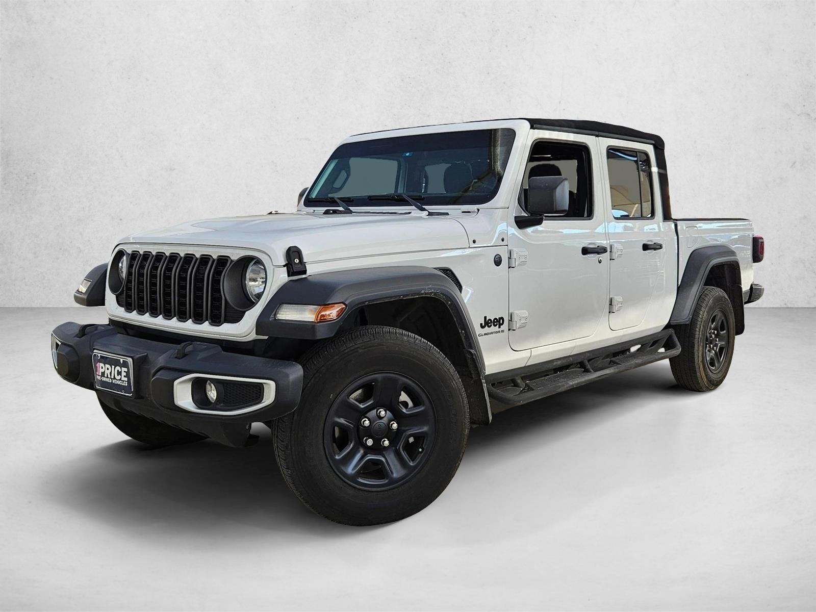 2024 Jeep Gladiator Sport's photo
