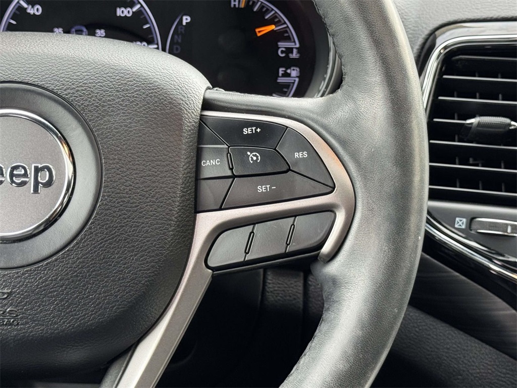2020 Jeep Grand Cherokee Altitude photo 18