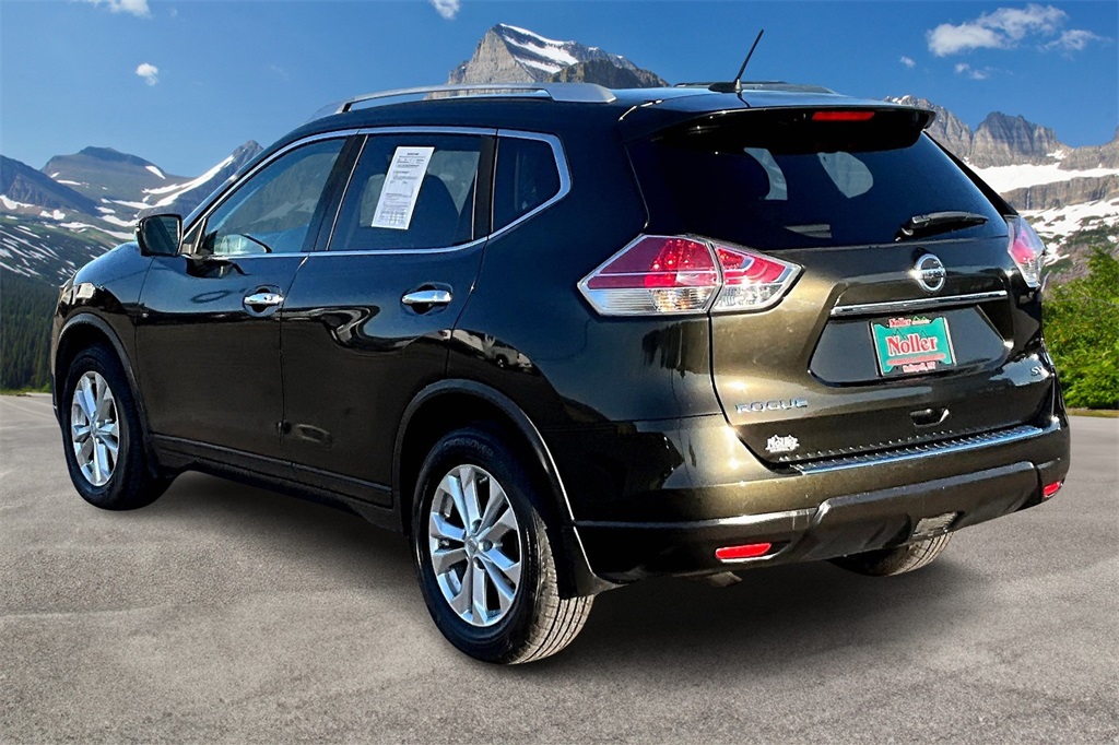 2016 Nissan Rogue SV photo 13