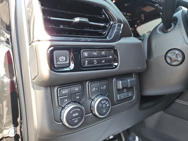 2025 Gmc Yukon AT4 Ultimate photo 36