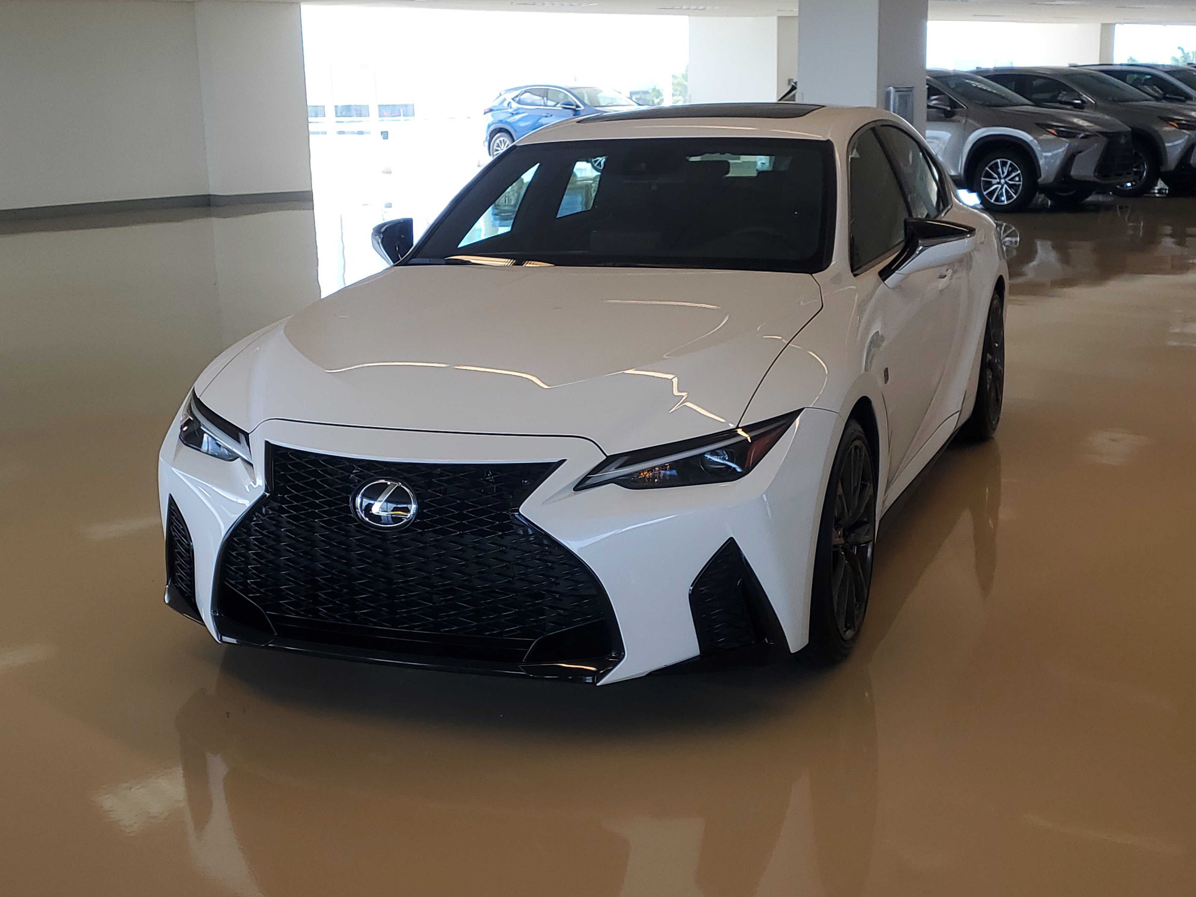 2025 Lexus IS F SPORT photo 4