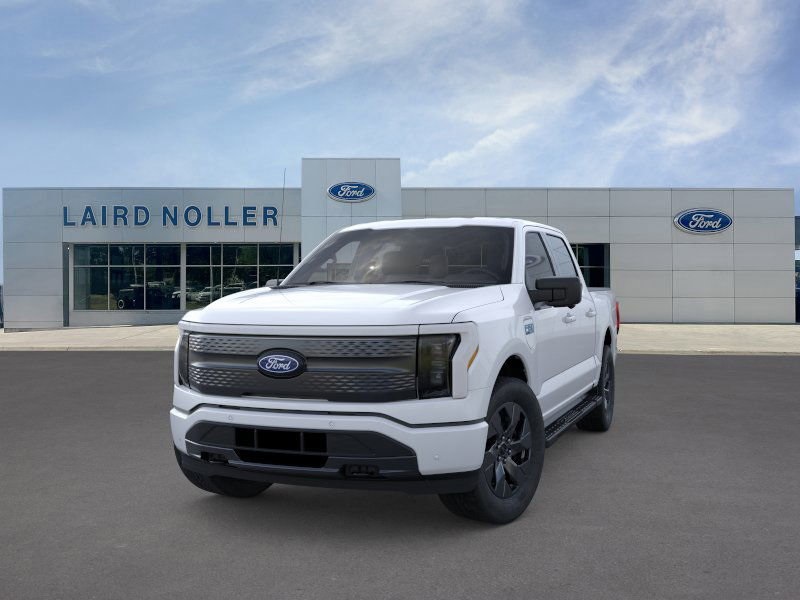2025 Ford F-150 Lightning photo 2