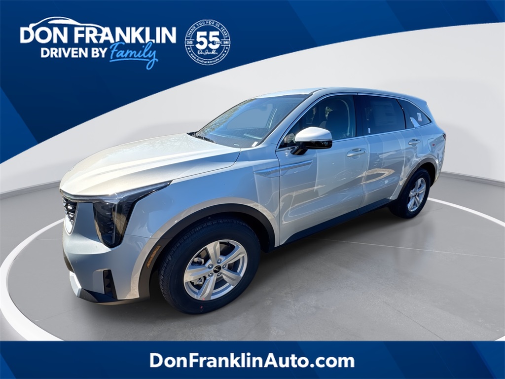 2026 Kia Sorento LX's photo