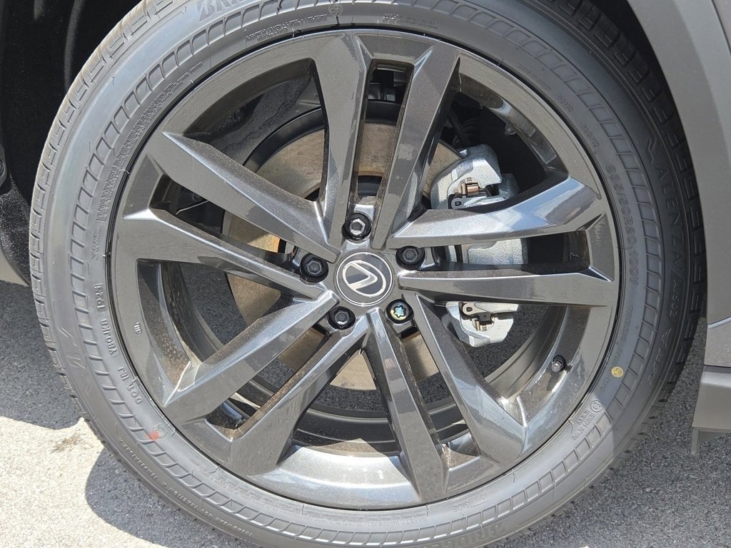 2025 Lexus NX 450h+ Luxury AWD photo 15