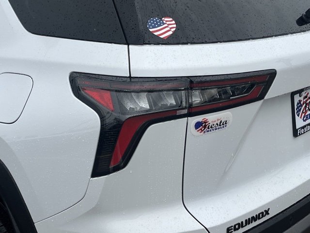 2026 Chevrolet Equinox LT photo 9