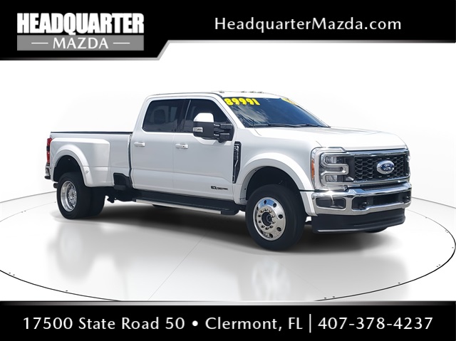 2023 Ford F-450 Super Duty Lariat's photo