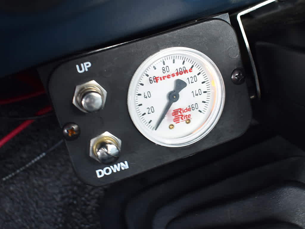 1996 Ford F-250 XLT photo 24