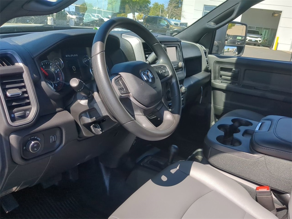 2024 Ram 3500 Tradesman photo 9