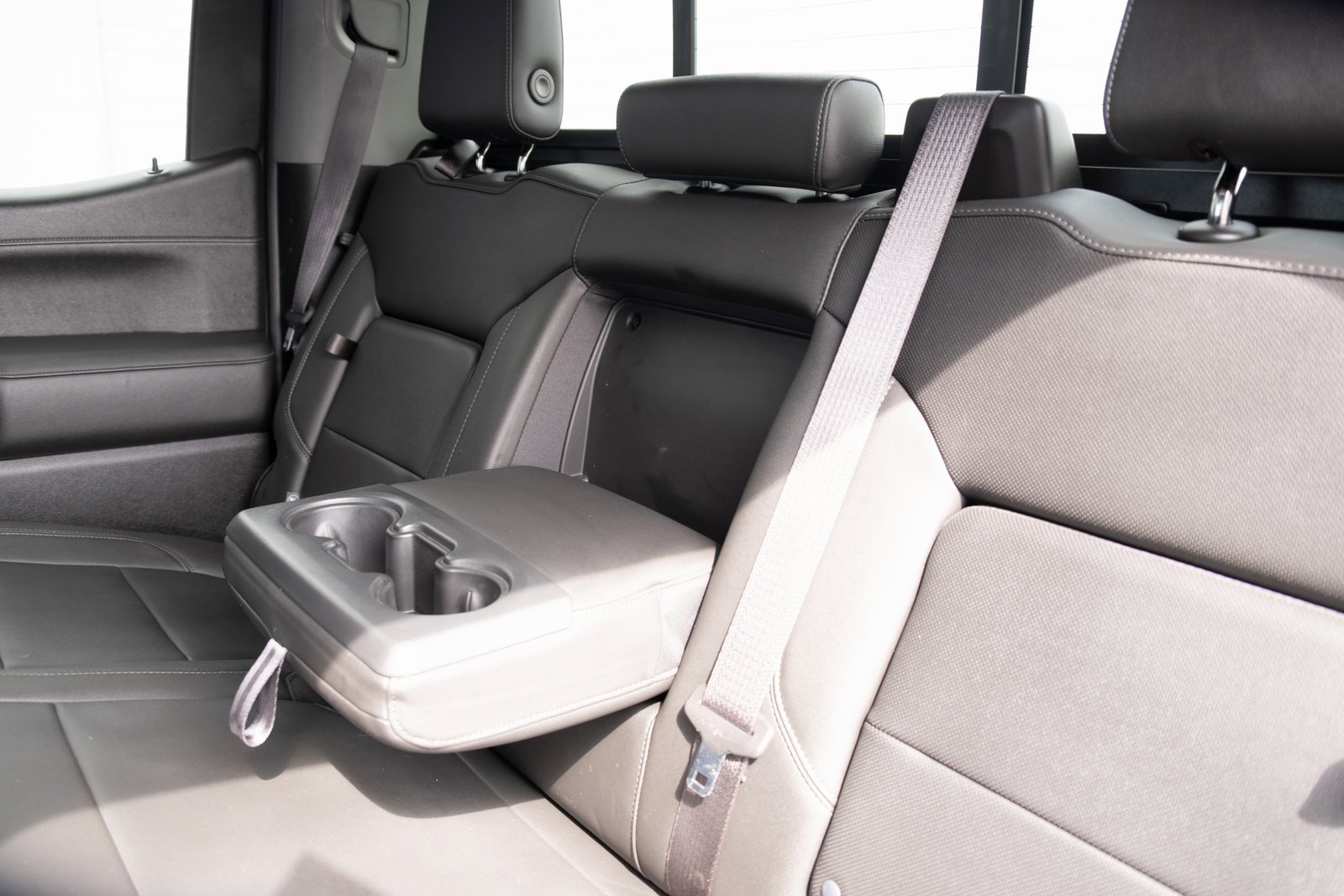 2019 Gmc Sierra 1500 SLT photo 3