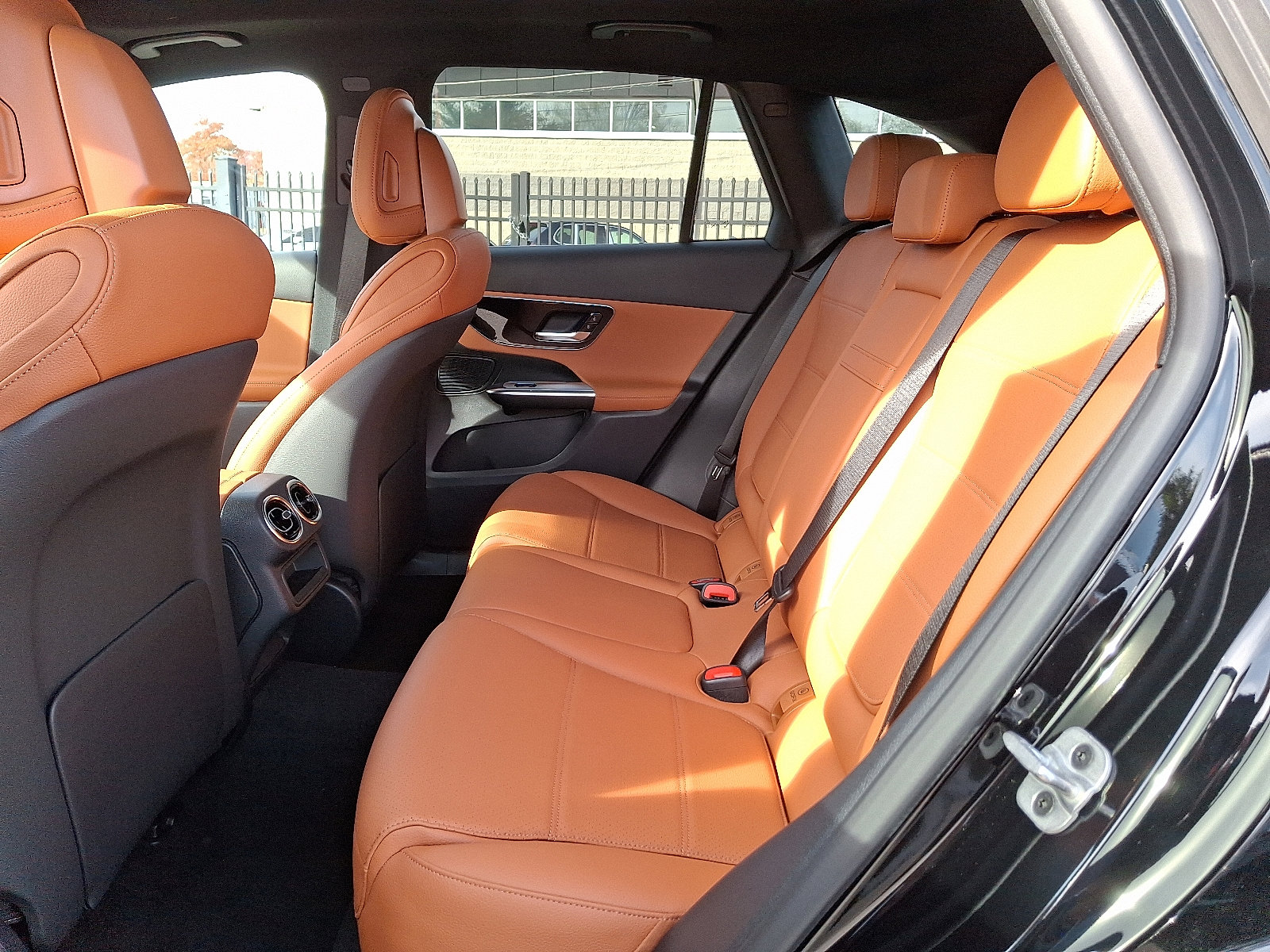 2026 Mercedes Benz GLA 300 4MATIC photo 3